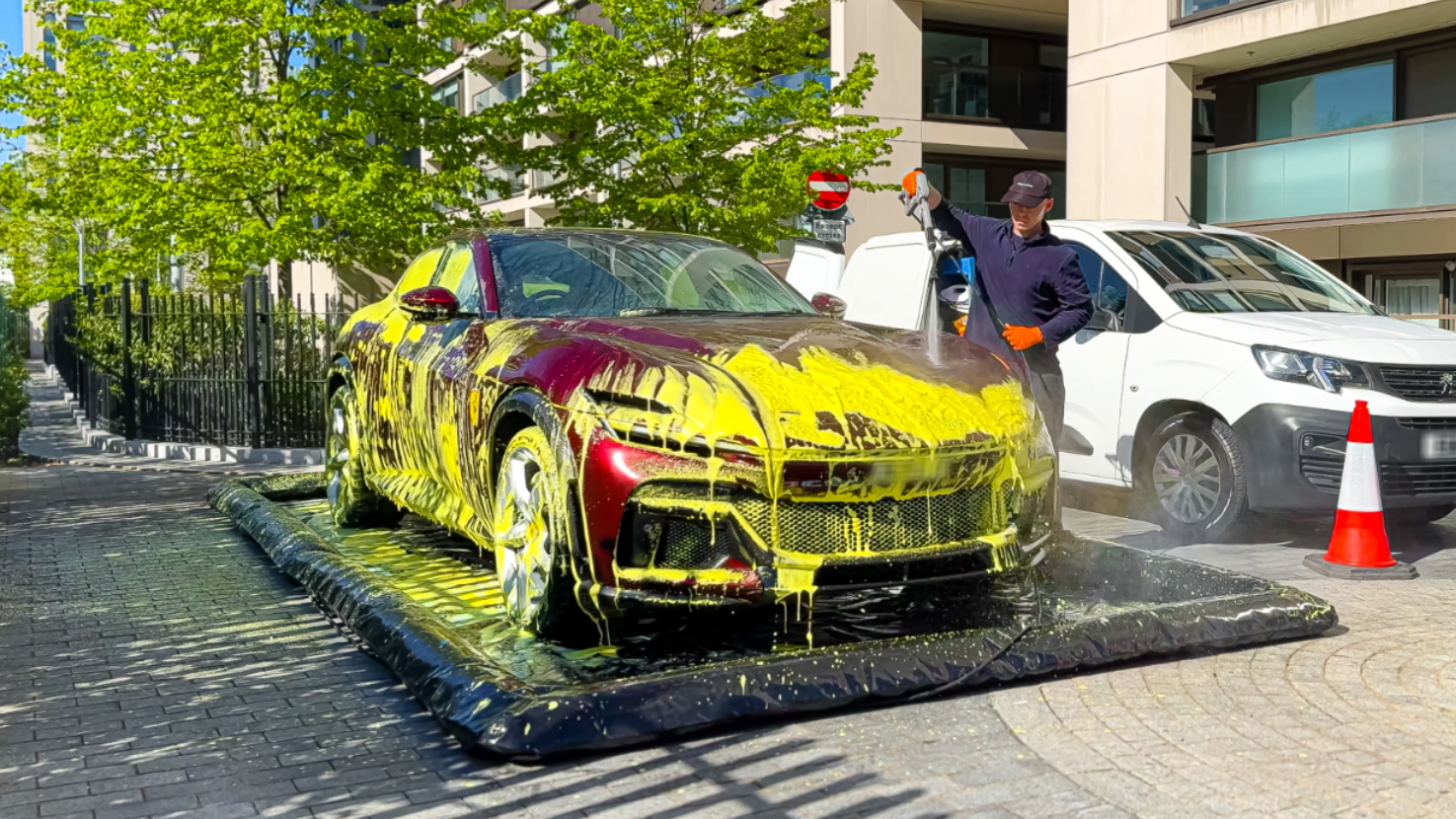 Supreme Valet